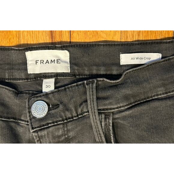 FRAME denim women’s jeans black washed frayed hem high rise Ali wide crop Sz 30 - Picture 2 of 5